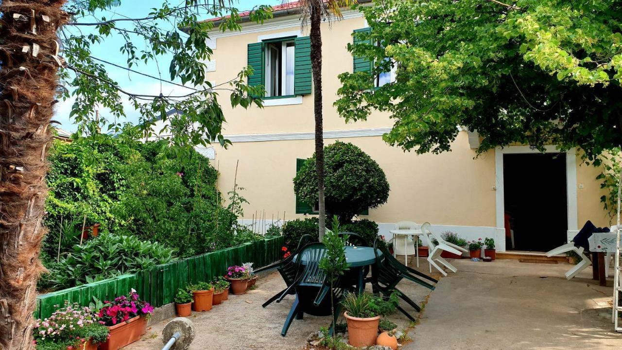 Apartmani Paron Sime Seline Extérieur photo